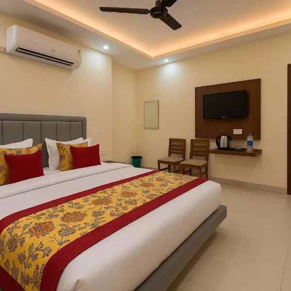 Hotel Rising Banquet & Restaurant, hotel v destinaci Faizābād