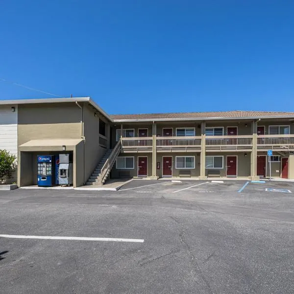Coastal Valley Inn, hotel in Castroville