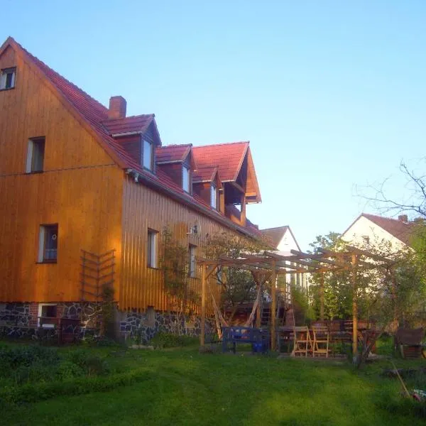 Ferienwohnung Am Jakobsweg, hotel v destinaci Frielendorf