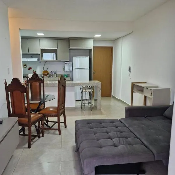 Apartamento bem localizado no centro, próximo ao barreiro, hotel in Araxá