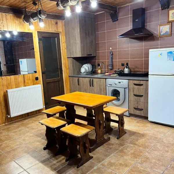 Подільська оселя, hotel in Kamianets-Podilskyi