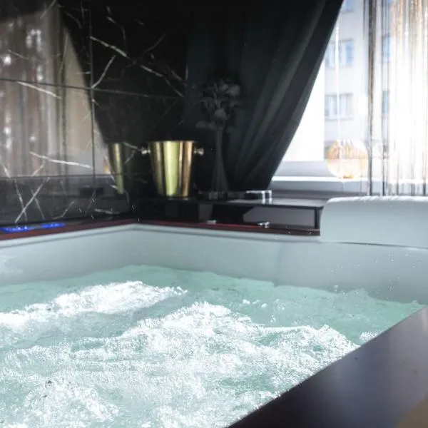 Euforia - Jacuzzi apartment Ukmergė, hotel in Ukmergė