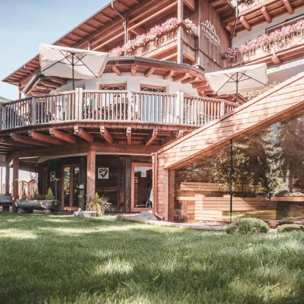 Hotel Alpenblick, hotel v destinaci Sesto