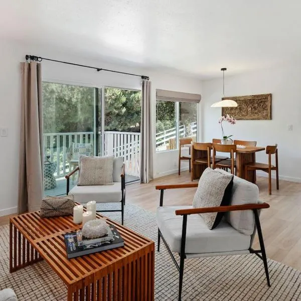 Coastal Living and Family Friendly, hotel en Summerland