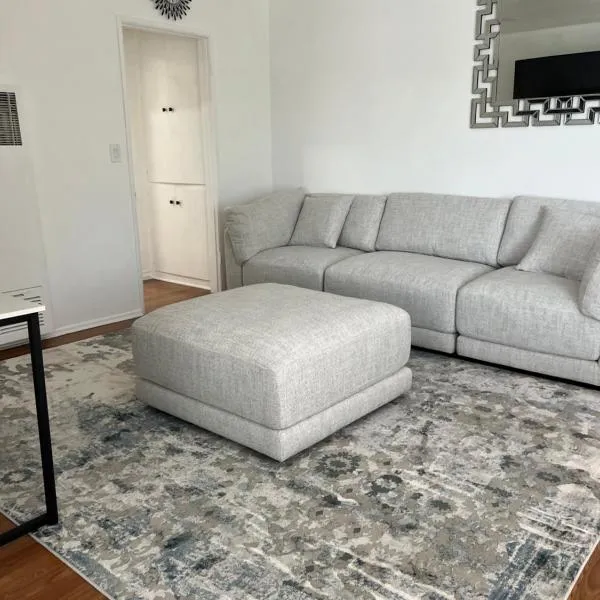 Sunny Franklin Place