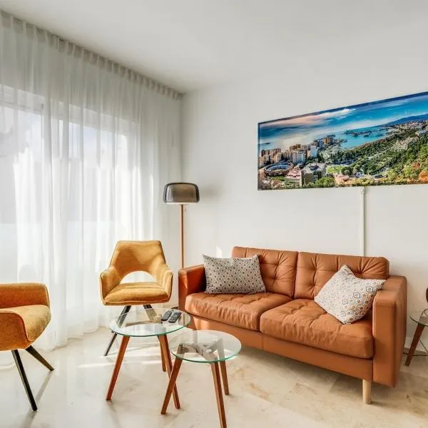 Cute apartment on Calle Juan Herrera in center Malaga, hotel v Malaze