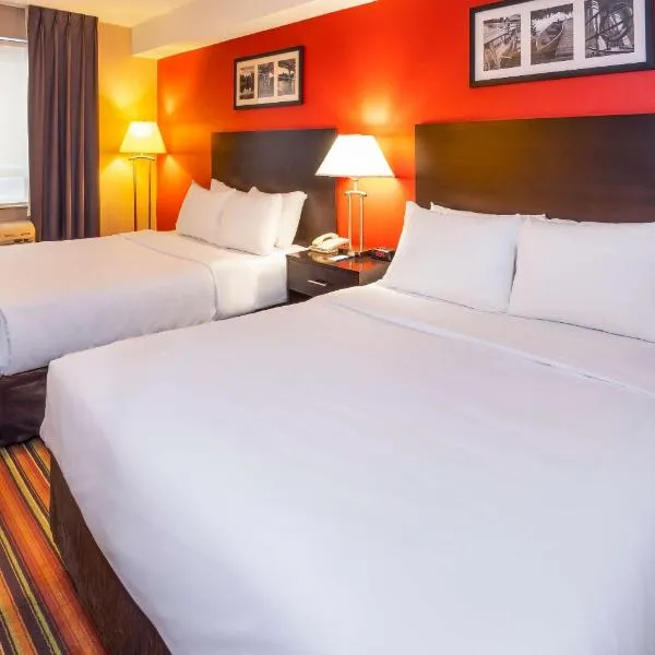 Comfort Hotel & Suites, hotell sihtkohas Peterborough