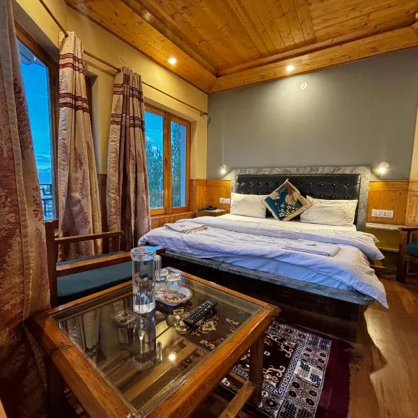 Zaltak Guest House and Hostel, hotelli kohteessa Leh