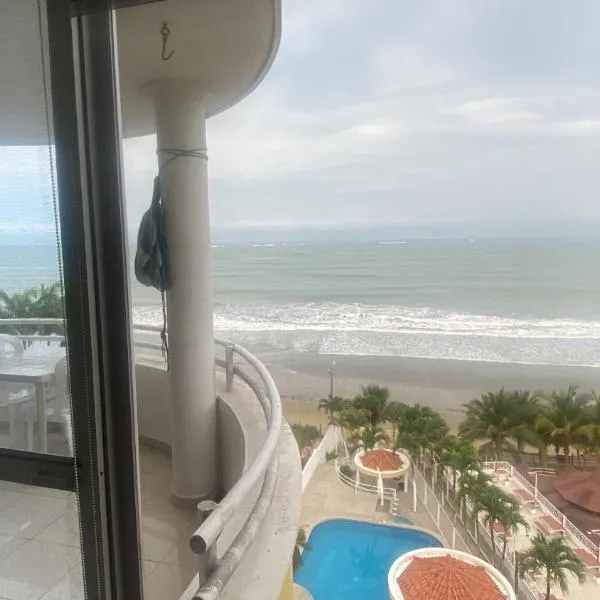 Habitación con baño privado vista al mar, hotel v destinaci Tonsupa