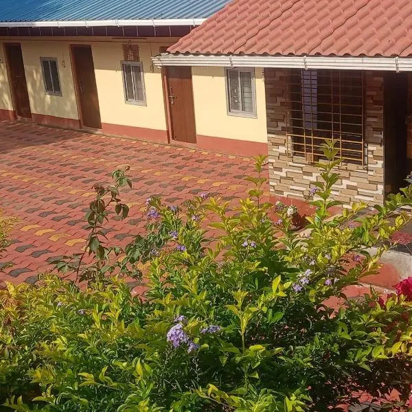 Mama Cha Wada Homestay, hotel v destinaci Ratnagiri