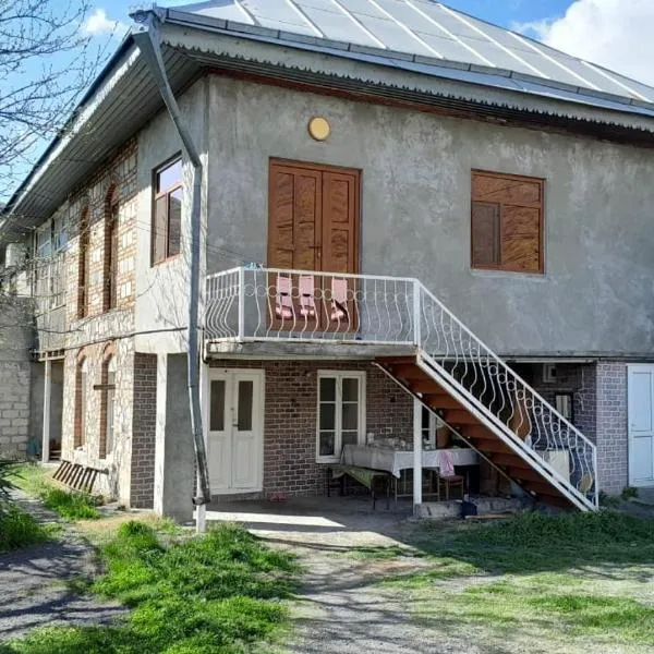 Tehran House, hotel in Sheki