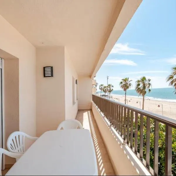 Piso Cádiz Playa Victoria, hotel a Cadice