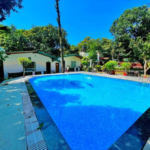 Paradiso Nature Retreat, Jim Corbett #premium rooms #dhikuli prime location #big swimming pool #parking #Cafe #lap of nature #guest preferred #best selling, hotel v destinaci Ramnagar