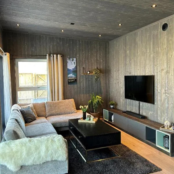 Lovely apartment in beautiful Loen, hotel in Loen