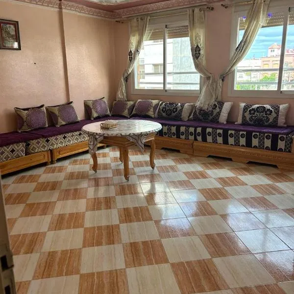 Appartement champs élyséen, hotel v destinaci Berkane