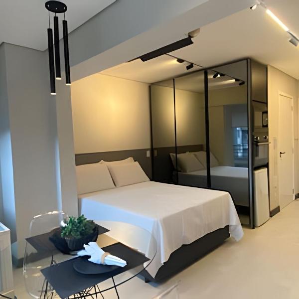 Conforto, Estilo e Vista para a Piscina