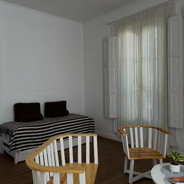 Casa Le Vent, hotel in Chascomús