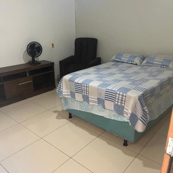 Casa Ampla com 5 camas e 2 quartos - Foto 2
