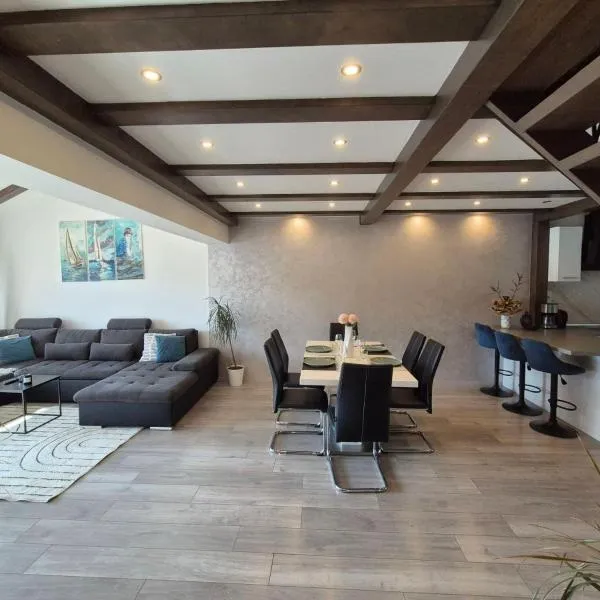 Guest House Galeb2, hotel v Rabu