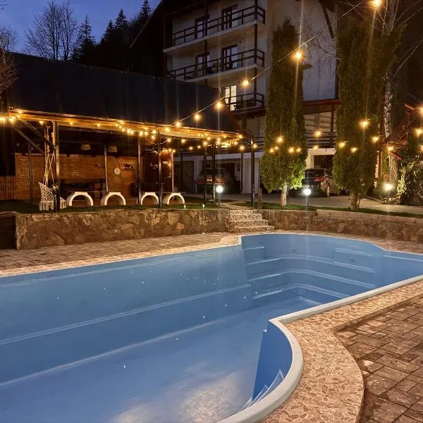 Rare Forest Retreat, hotel v destinaci Bran
