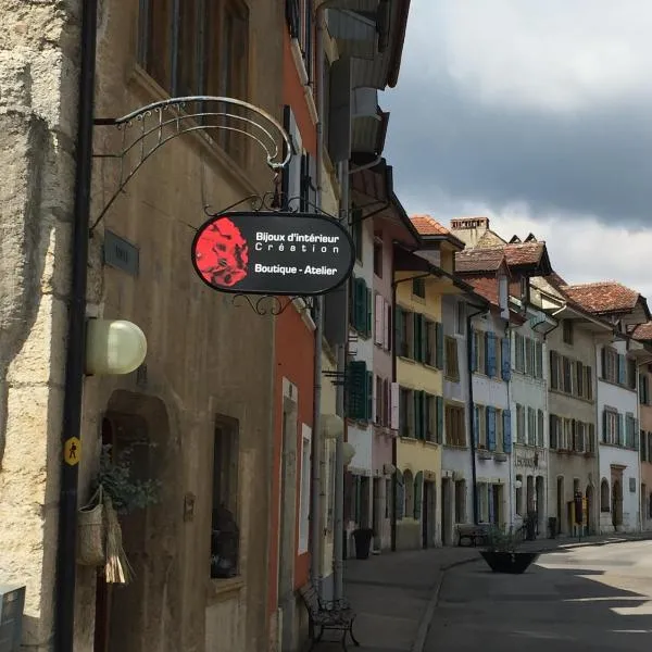 Au Bourg, hotel v destinaci Le Landeron