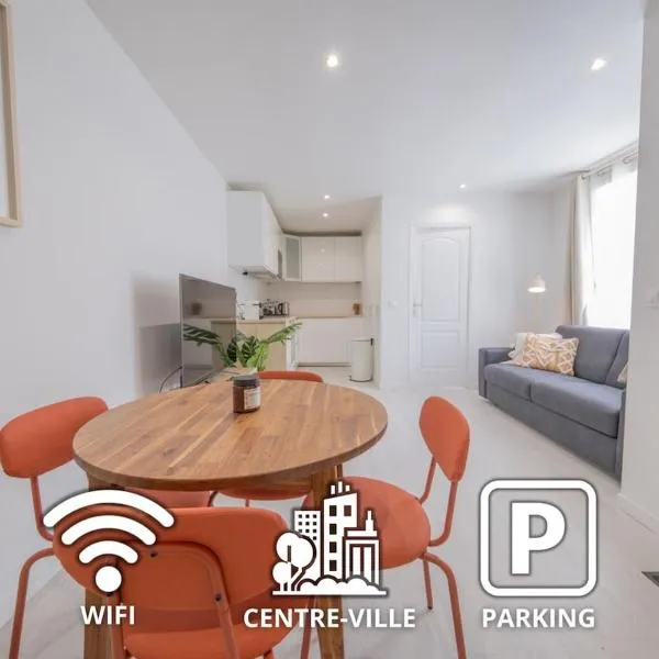 Ananas - Parking privé, hotel em Moissy-Cramayel