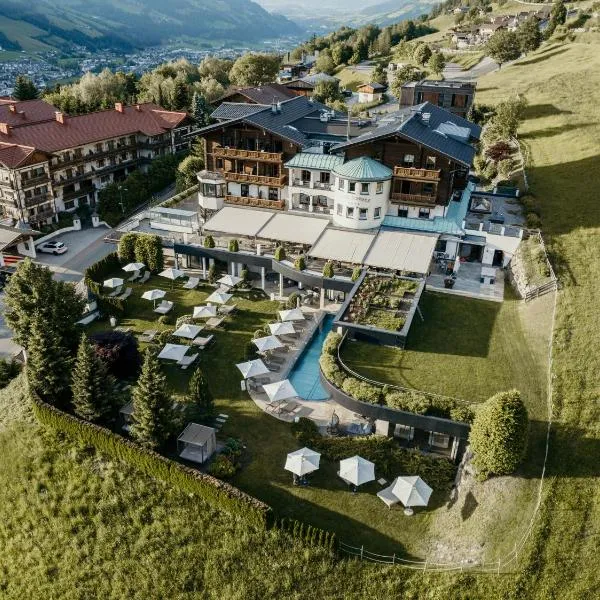 Sonnhof Alpendorf - an adults only place – hotel w mieście Sankt Johann im Pongau