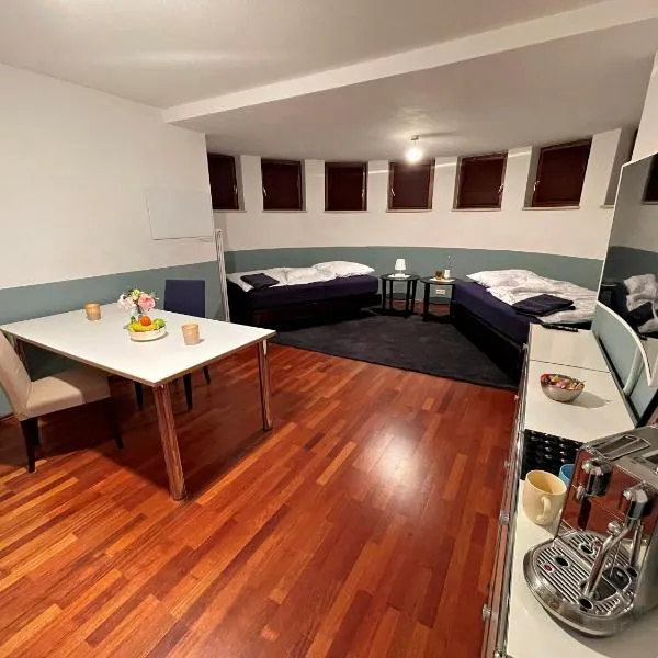WiesnNähe Studio - Charmant & zentral mit U-Bahn-Anschluss, hotel in Munich