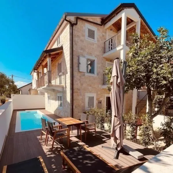 Villa Naledi, hotel v destinaci Pašman