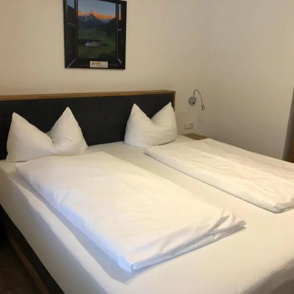 Bergsteigerzimmer, hotel v destinaci Bischofswiesen