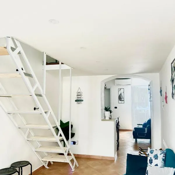 Savona Sea, hotel in Bari