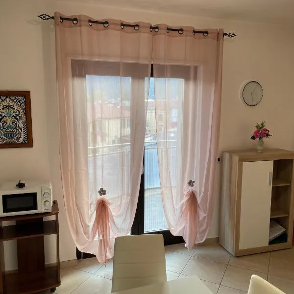 casa vacanza Cavour, hotel v destinaci Avezzano