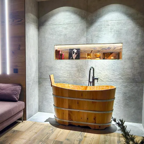 Agarthi Suites - Valtellina, hotel v destinaci Piateda