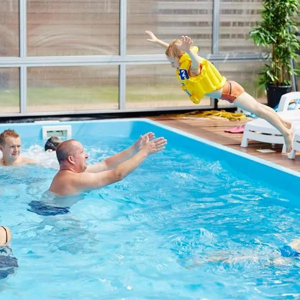 Ośrodek Wypoczynkowy Familifan, hotel v destinaci Dziwnówek