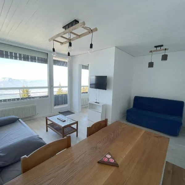 Chamrousse में, होटल Les Carlines 1793 T2 4-6 pers avec vue panoramique