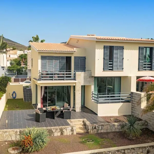Rosa Luxury Villa BY YOUR KEY, khách sạn ở Porto Santo