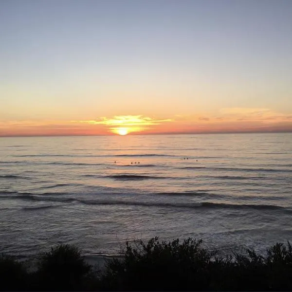 Sunset Cliffs Oceanfront Oasis, San Diego - Stunning Views & Ocean Sounds, khách sạn ở San Diego