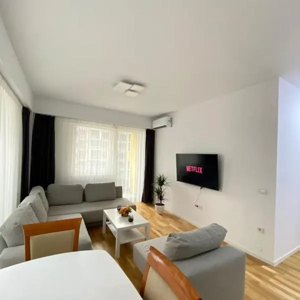 Royal Apartment-FamilyHaven,Park,Modern and Luxury, hotel v destinaci Železara