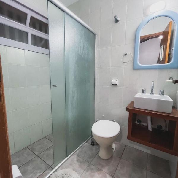 Casinha charmosa em condomínio, com piscina e muita natureza - Foto 3