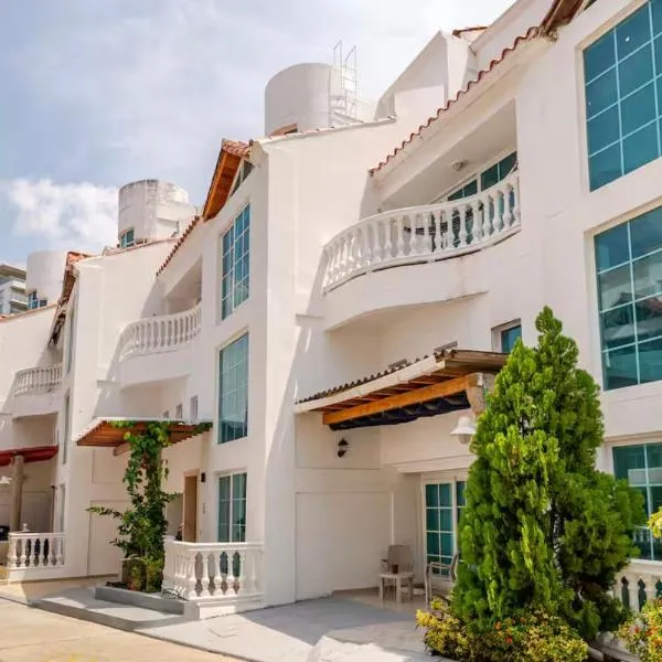 Habitaciones cerca al mar y airport, hotel in Cartagena de Indias