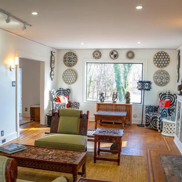 African Oasis Luxury Inn at the Gallery, hotel v destinaci Mount Vernon