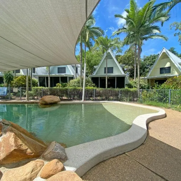 Canopy Chalet 4, hotel v destinaci Nelly Bay