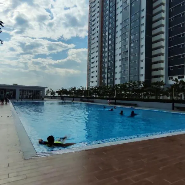 TRAVELLERS' ROOM JrMaster Near KLiA SiC at UmahSinggah NamTiga, hotel v destinaci Sepang