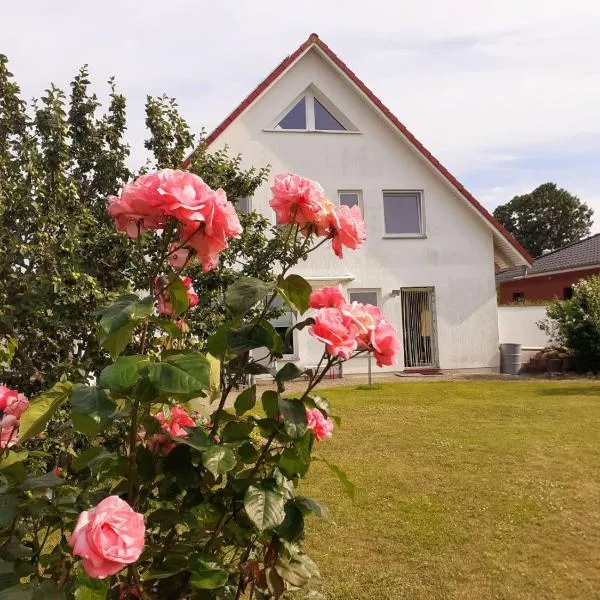 Ferienwohnung nahe Rostock bis 8 Personen, hotel v destinaci Bentwisch