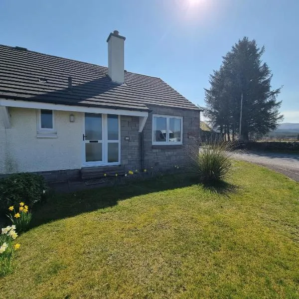Lavender Cottage with Parking and Beautiful Views Spring Special, hotel in Carsphairn