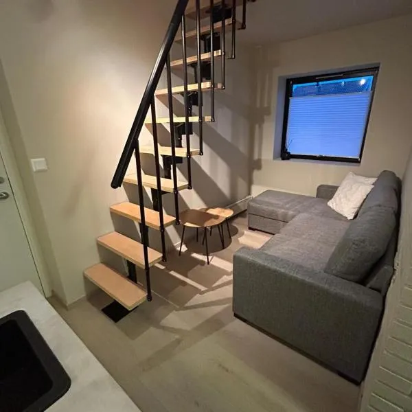 Small newly renovated apartment, hotel in Sandefjord