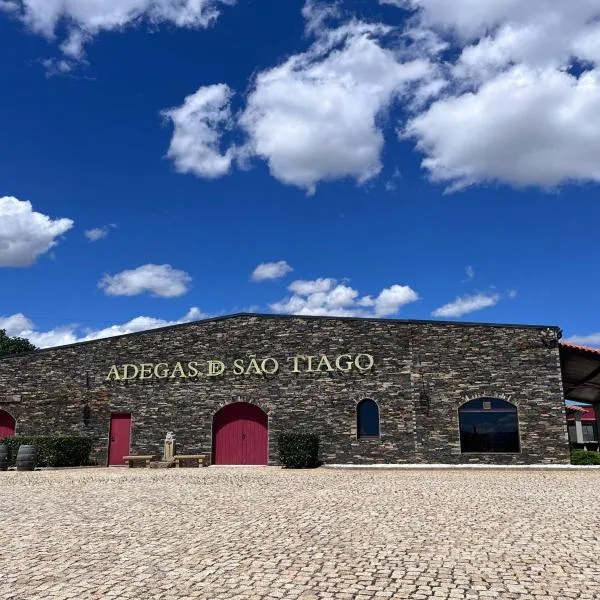 Tranca da Barriga - Casa do Vinho by Quinta De São Tiago, hotel in Covilhã