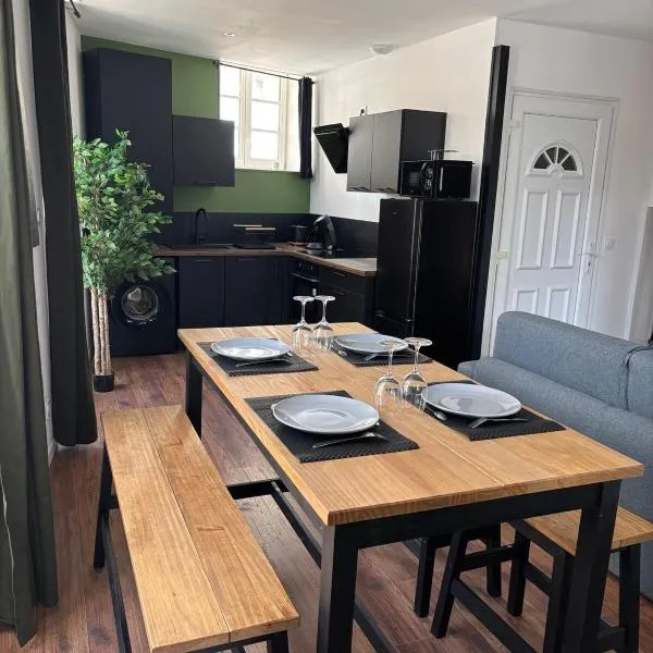 Appartement plein coeur de ville, hotel v destinácii Fontenay-le-Comte