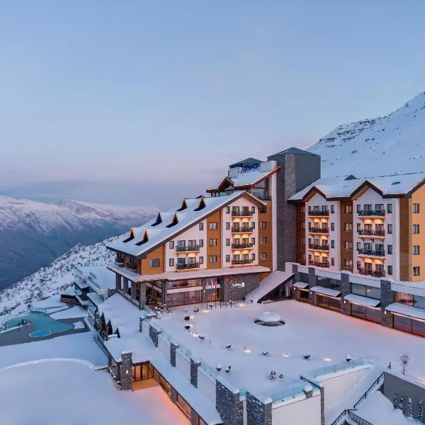 Radisson Blu Resort & Spa, Korek Mountain, hôtel à Rawandoz