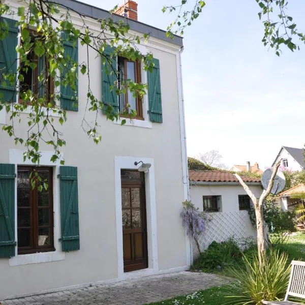 Les Muguets, hotel in La Rochelle